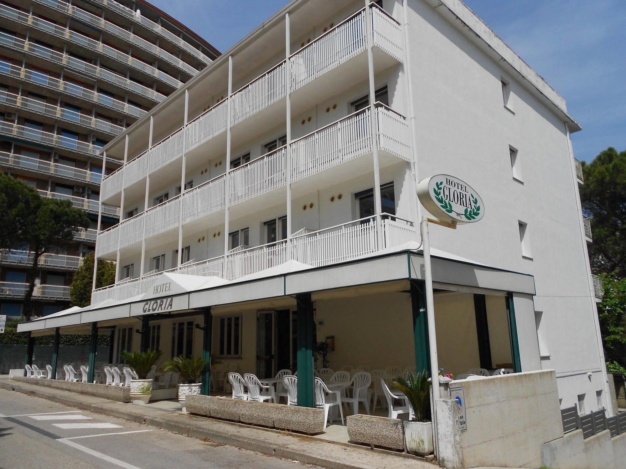 Hotel Gloria ลินญาโน ซับเบียโดโร ภายนอก รูปภาพ